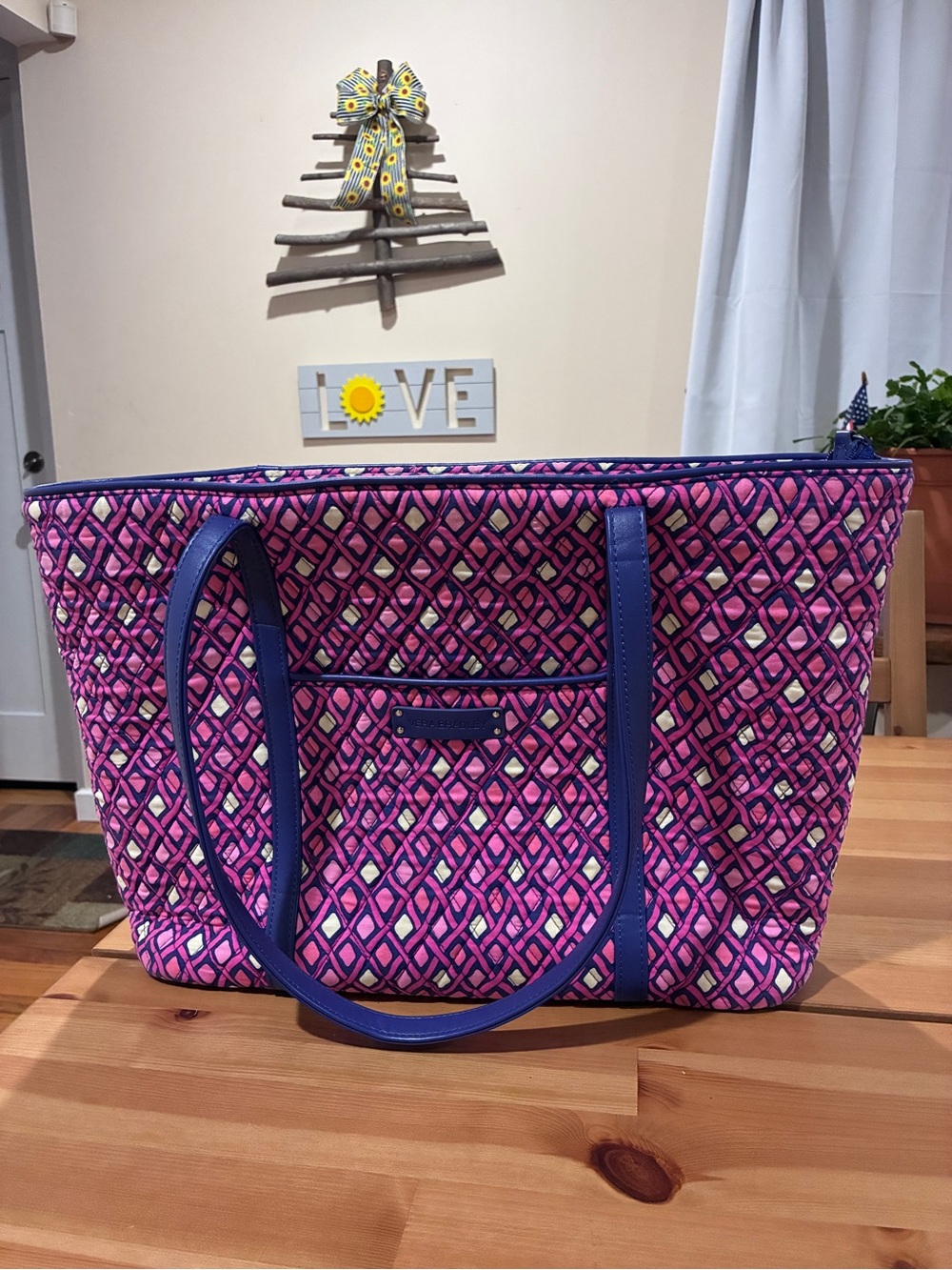 Vera Bradley Katalina Pink Diamonds Large Tote Bag